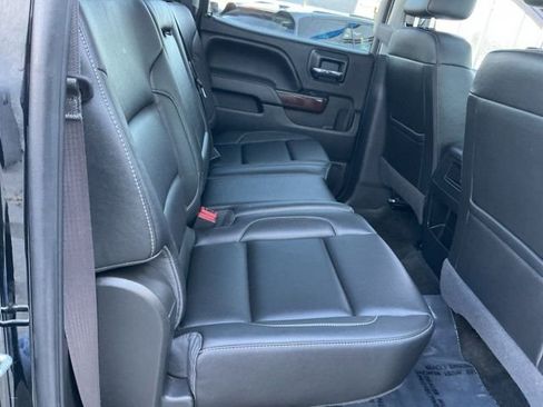 Used 2017 GMC Sierra 1500 SLT w/ SLT Premium Package image 26