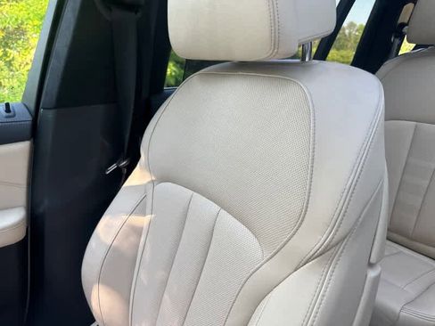 Used 2021 BMW X7 xDrive40i w/ Executive Package 2 image 33