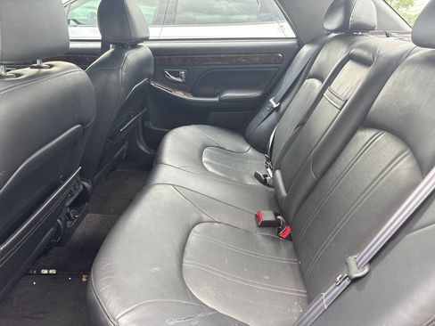 Used 2001 Hyundai XG300 FWD image 15