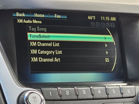 Used 2017 Chevrolet Equinox LT w/ Convenience Package image 36