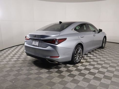 Used 2025 Lexus ES 350 Luxury image 5