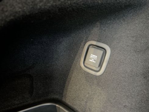 Used 2023 Honda Passport EX-L image 32