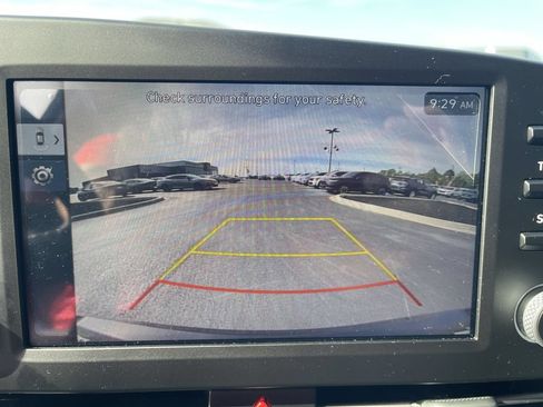 Used 2026 Hyundai Elantra SE FWD image 21