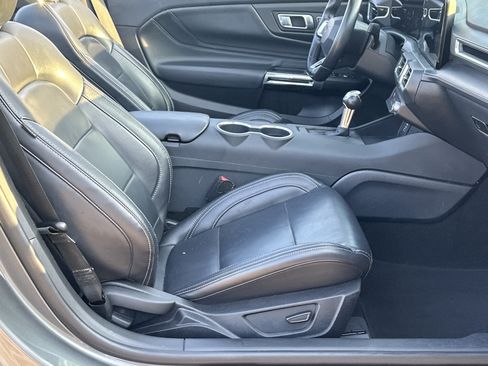 Used 2025 Ford Mustang Premium RWD image 13