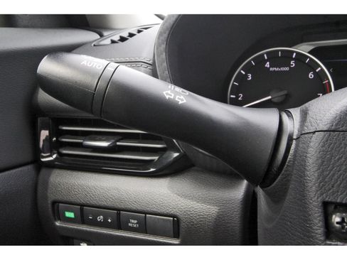 Used 2022 Nissan Sentra SV w/ All-Weather Package FWD image 19