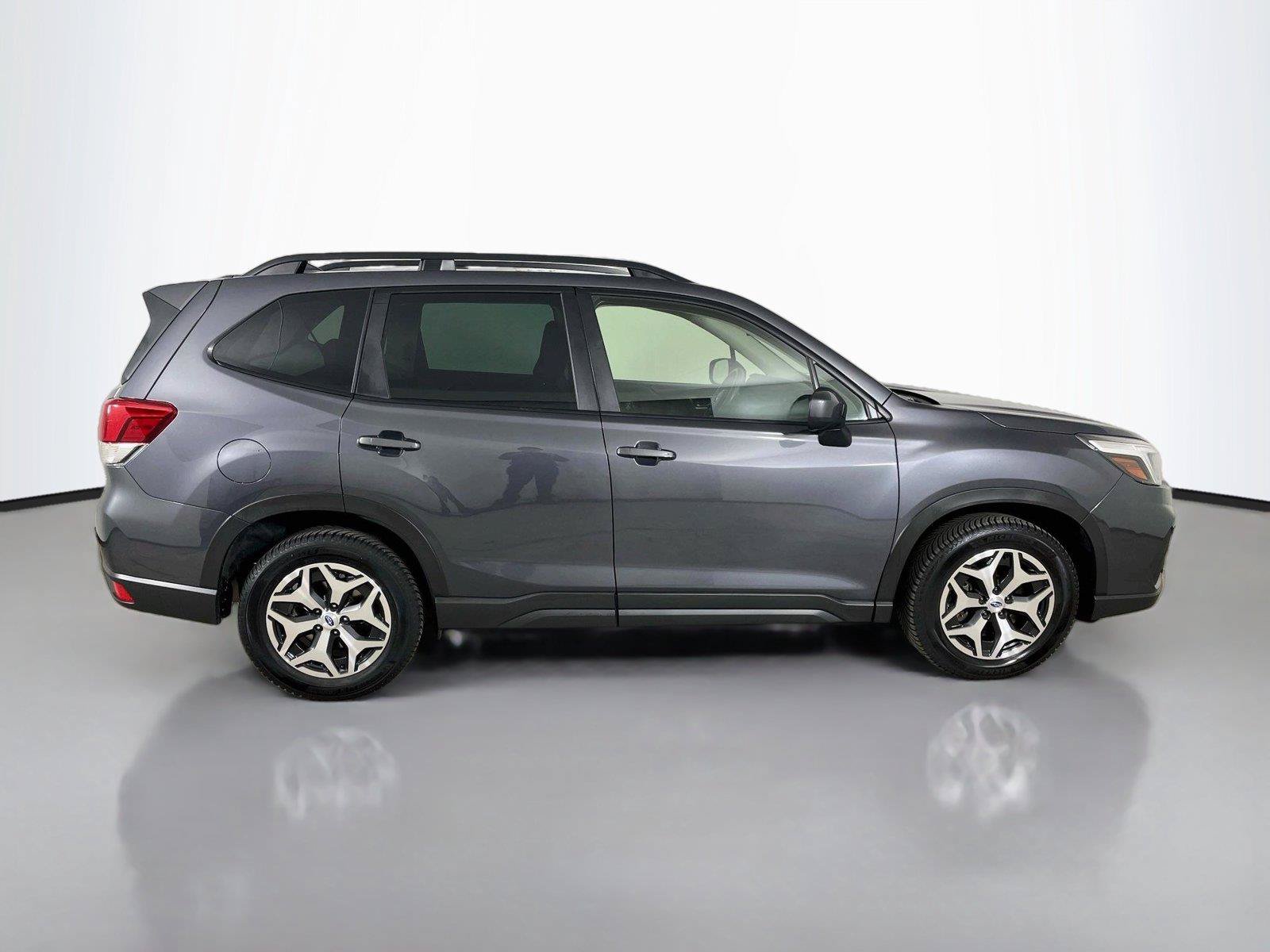 Used 2021 Subaru Forester Premium w/ Popular Package #1 AWD/4WD image 18
