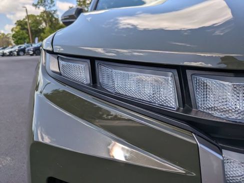 Certified 2025 Hyundai Santa Cruz SEL FWD image 10