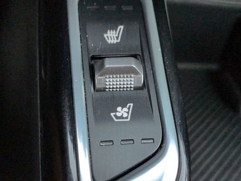 Used 2024 Kia Sorento SX Prestige w/ Sage Leather Package AWD/4WD image 24