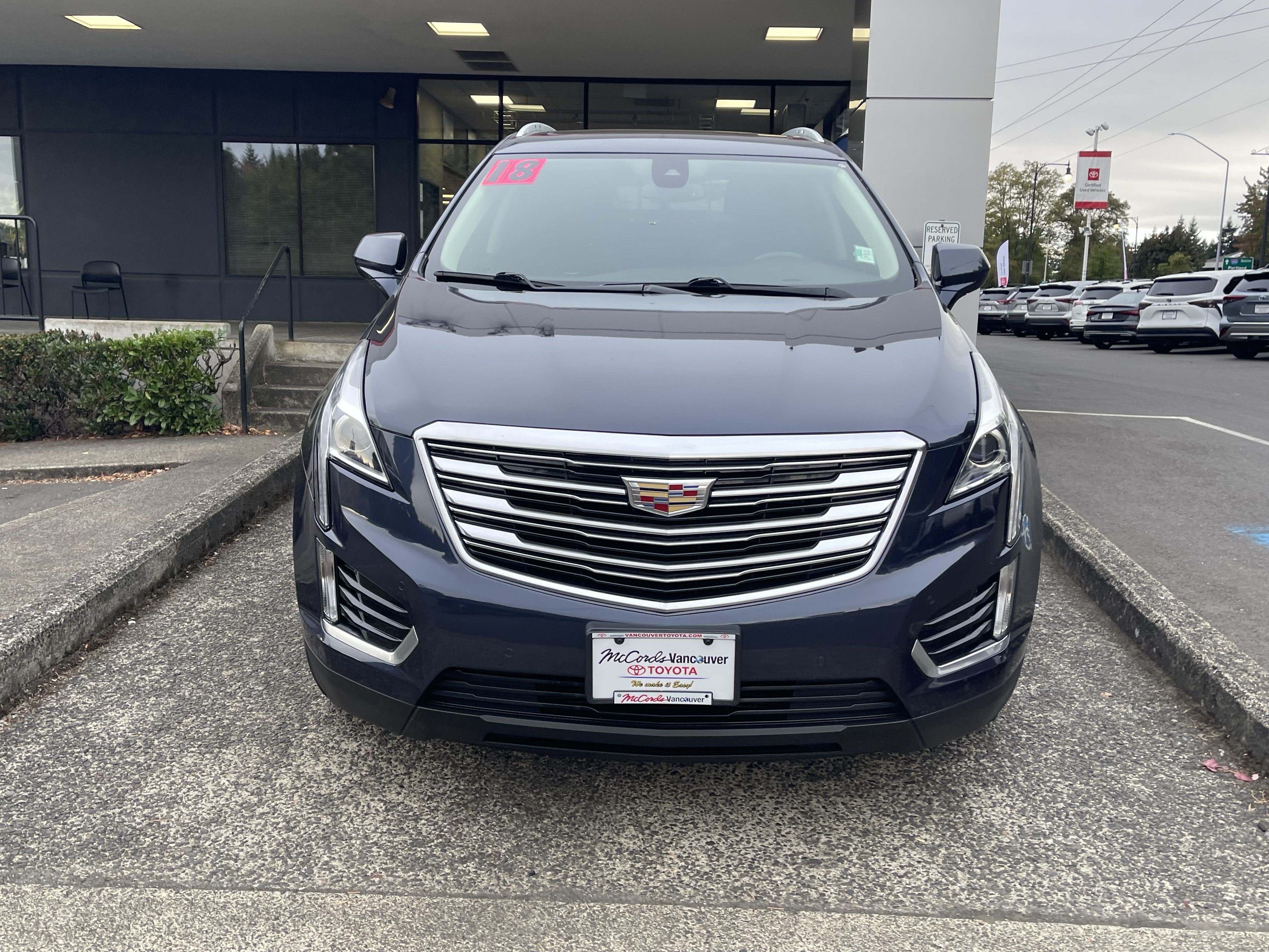 Used 2018 Cadillac XT5 Luxury w/ Driver Awareness Package FWD image 2