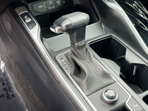 Certified 2025 Kia Sorento S w/ Panoramic Sunroof Package image 26