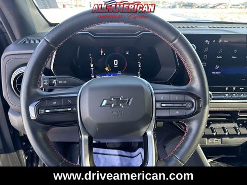 Used 2023 Chevrolet Colorado Z71 image 12