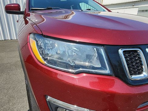 Used 2020 Jeep Compass Latitude w/ Cold Weather Group image 12