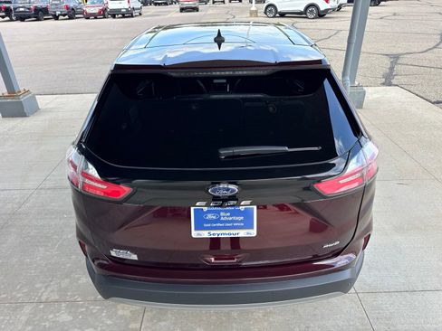 Certified 2024 Ford Edge SEL w/ Convenience Package AWD/4WD image 8