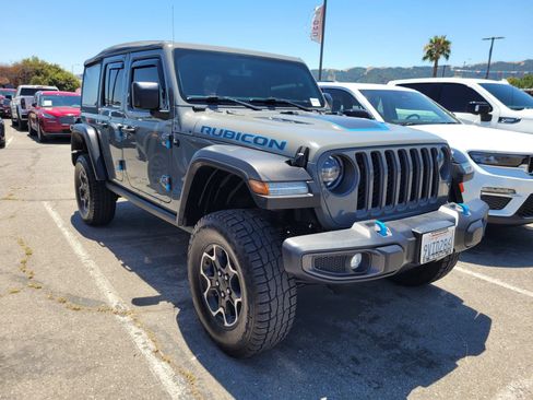 Used 2023 Jeep Wrangler Unlimited Rubicon 4xe AWD/4WD image 3