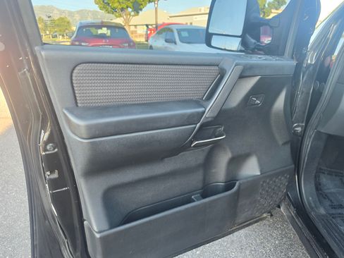 Used 2014 Nissan Titan PRO-4X AWD/4WD image 12