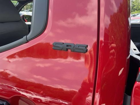 Used 2025 Toyota Tacoma SR5 AWD/4WD image 14