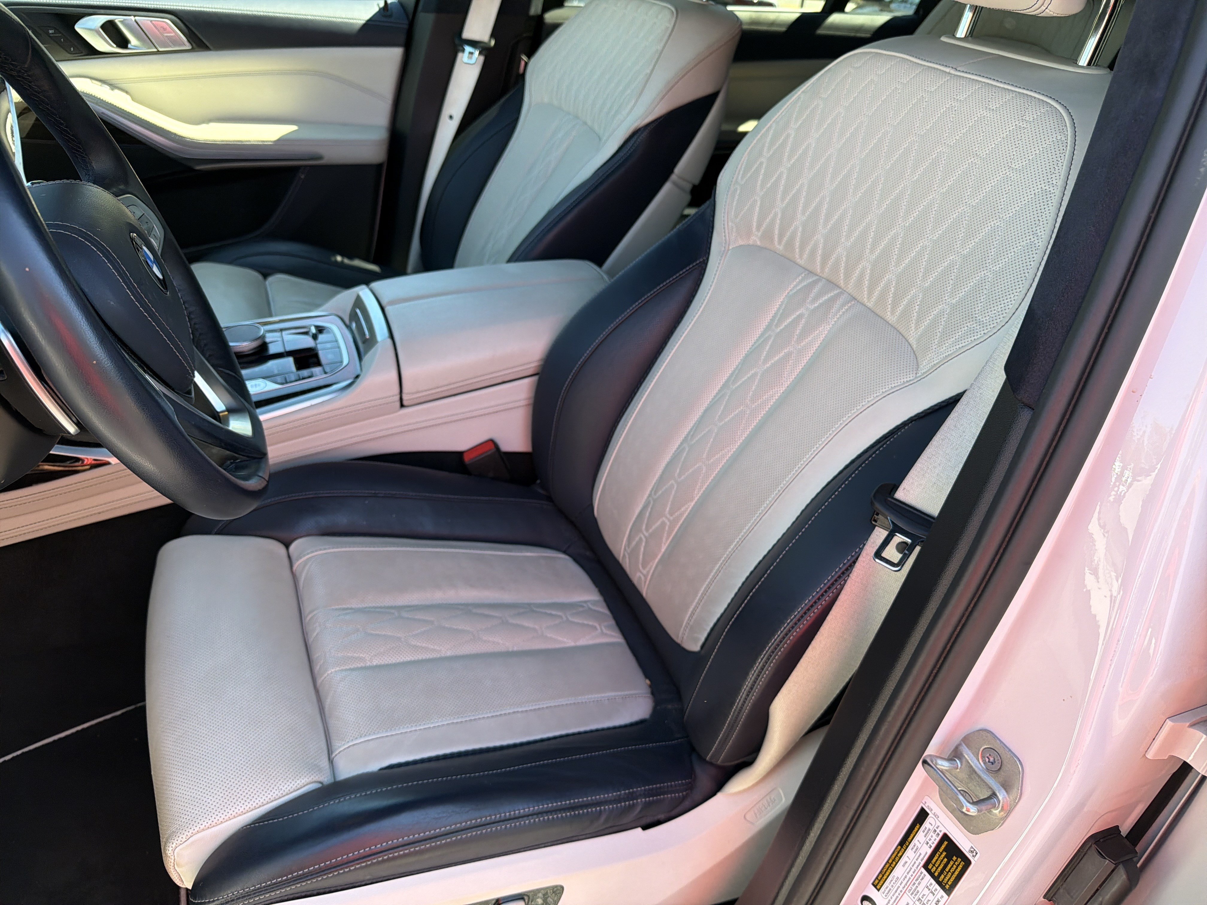 Used 2021 BMW X7 xDrive40i w/ Premium Package 2 AWD/4WD image 16