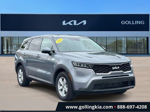 Certified 2023 Kia Sorento LX FWD image 1