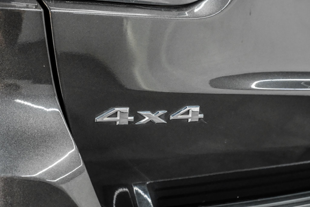 Used 2021 Jeep Grand Cherokee Summit AWD/4WD image 55