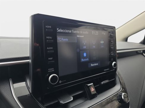 Used 2022 Toyota Corolla LE image 21