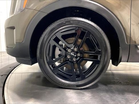 Used 2023 Kia Telluride SX X-Line AWD/4WD image 9