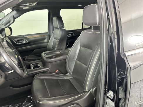 Used 2021 Chevrolet Tahoe Premier w/ Premium Package RWD image 11