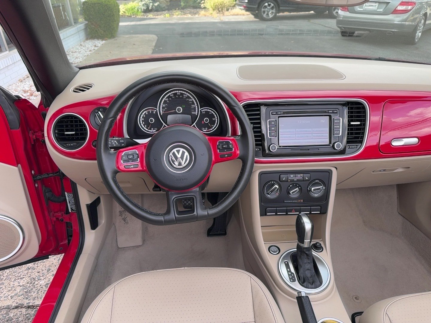 Used 2015 Volkswagen Beetle 1.8T FWD image 7