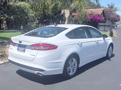 Used 2018 Ford Fusion S FWD image 7