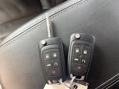 Used 2014 Buick LaCrosse Leather image 19