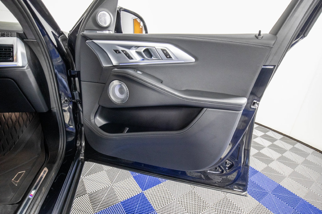 Used 2025 BMW XM AWD/4WD image 15