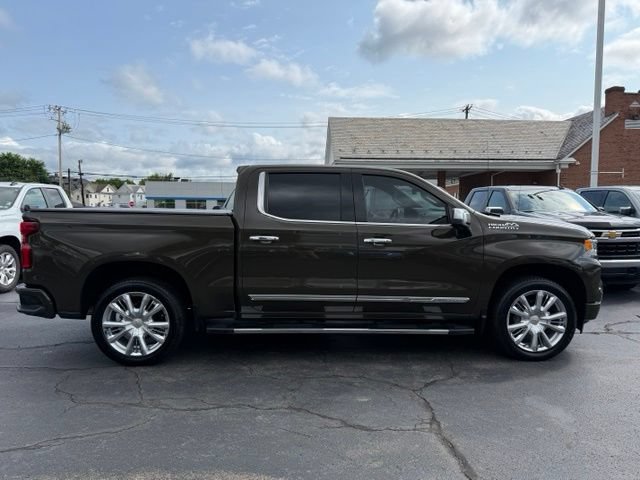 Used 2023 Chevrolet Silverado 1500 High Country w/ High Country Premium Package AWD/4WD image 8