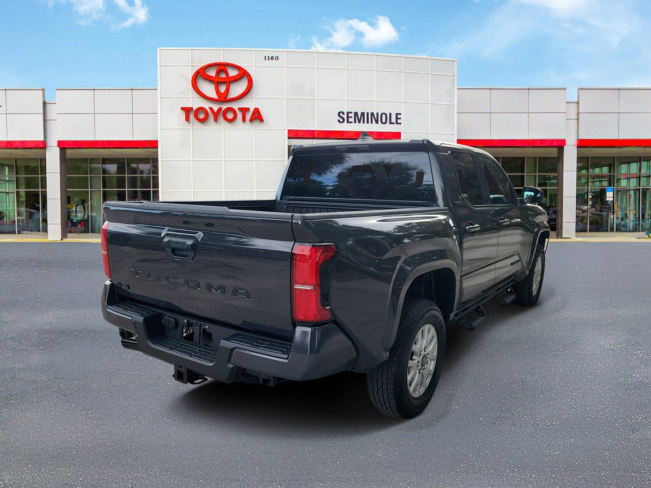 Used 2026 Toyota Tacoma SR5 AWD/4WD image 3