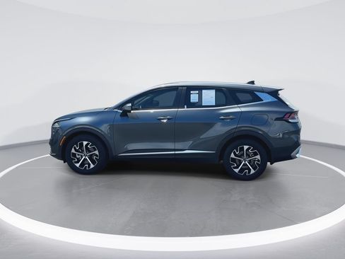 Used 2024 Kia Sportage EX FWD image 5