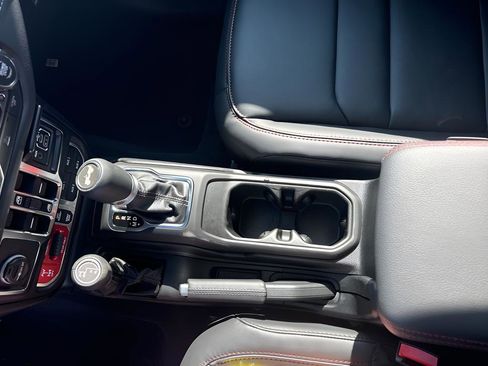 New 2026 Jeep Wrangler Unlimited Rubicon AWD/4WD image 22