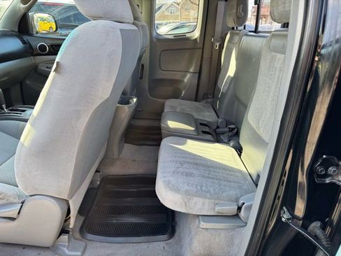 Used 2010 Toyota Tacoma 4x4 Access Cab V6 image 16