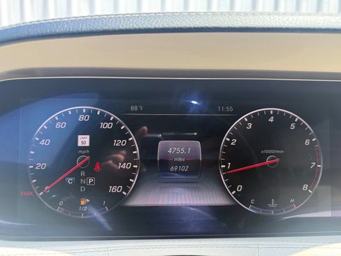 Used 2018 Mercedes-Benz S 560 Sedan image 16