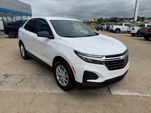 Used 2024 Chevrolet Equinox LS w/ LS Convenience Package FWD image 7