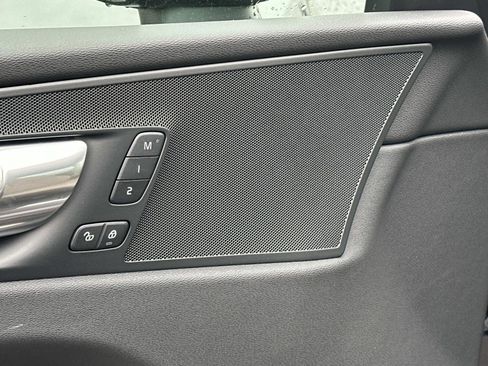 New 2026 Volvo XC60 B5 Core w/ Climate Package image 12