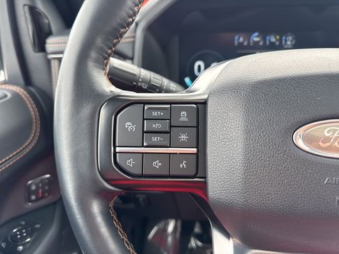 Certified 2023 Ford Expedition Platinum image 8