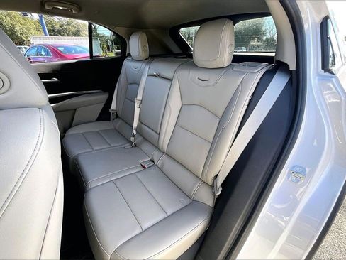 Used 2022 Cadillac XT4 Luxury w/ Driver Awareness Package image 19