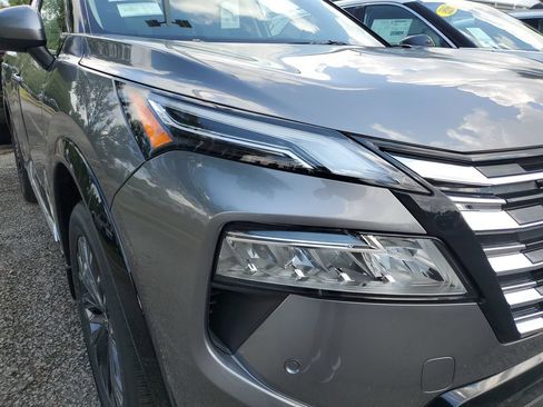 New 2026 Nissan Rogue Platinum w/ Platinum Premium Package AWD/4WD image 31