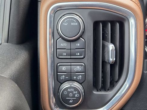 Used 2022 Chevrolet Silverado 3500 High Country AWD/4WD image 27
