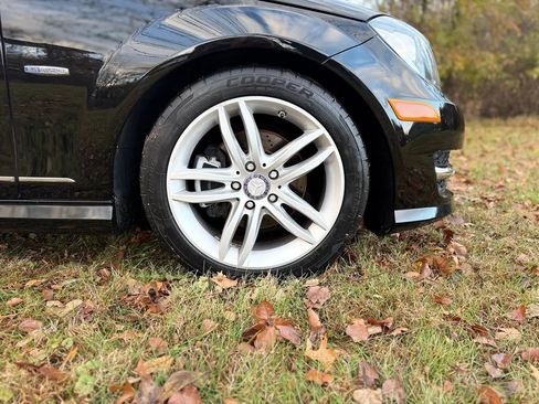 Used 2012 Mercedes-Benz C 250 Sedan w/ Comand Single Disc Pkg image 39
