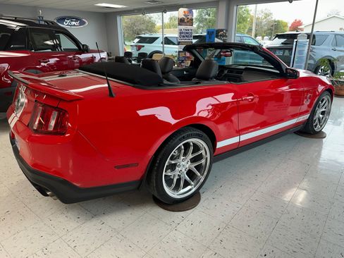 Used 2011 Ford Mustang Shelby GT500 w/ SVT Performance Pkg image 6