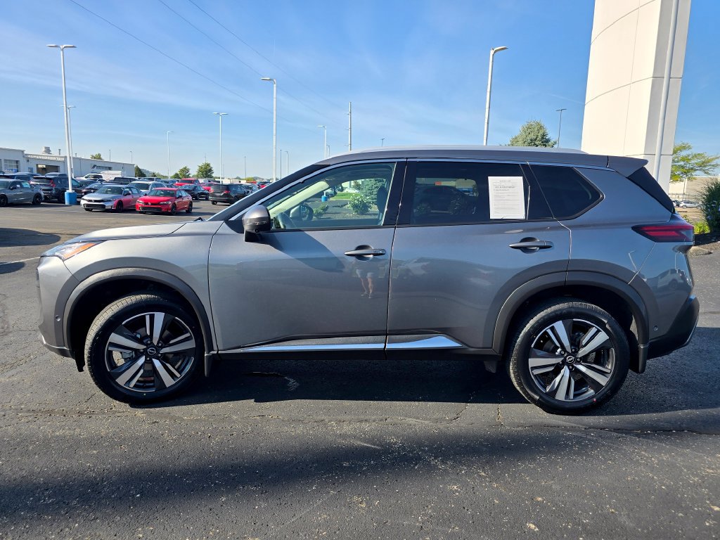 Used 2023 Nissan Rogue SL w/ SL Premium Package AWD/4WD image 5
