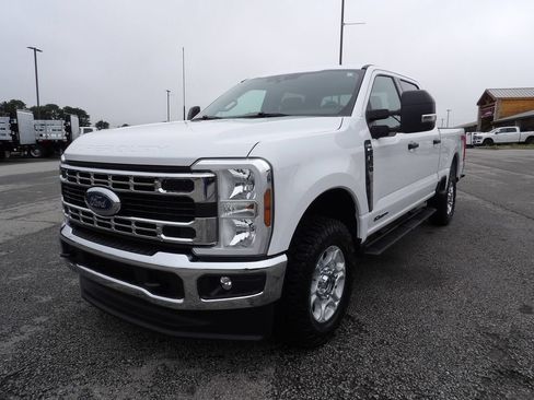Used 2025 Ford F250 XLT w/ FX4 Off-Road Package AWD/4WD image 60