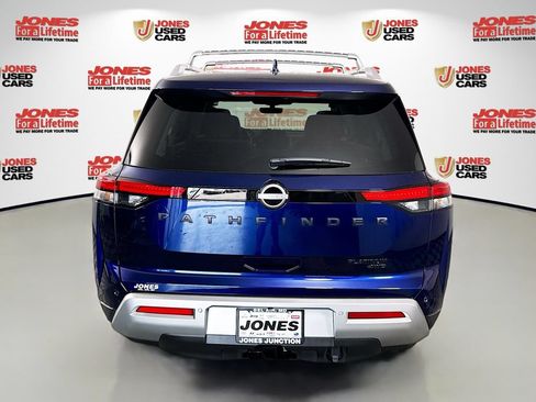 Certified 2025 Nissan Pathfinder Platinum AWD/4WD image 18