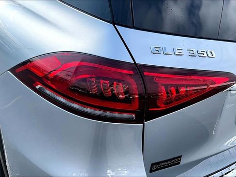 Used 2022 Mercedes-Benz GLE 350 4MATIC w/ Premium Package image 30