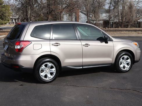 Used 2014 Subaru Forester 2.5i image 4