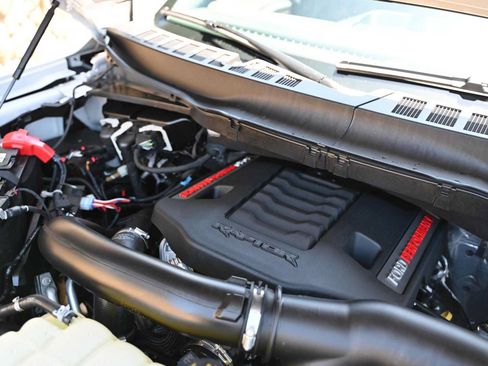 Used 2025 Ford F150 Raptor AWD/4WD image 20